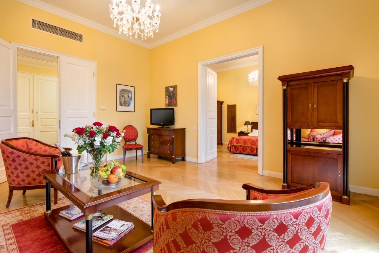 Castle Hotel Grof Degenfeld Superior Tarcal Ngoại thất bức ảnh