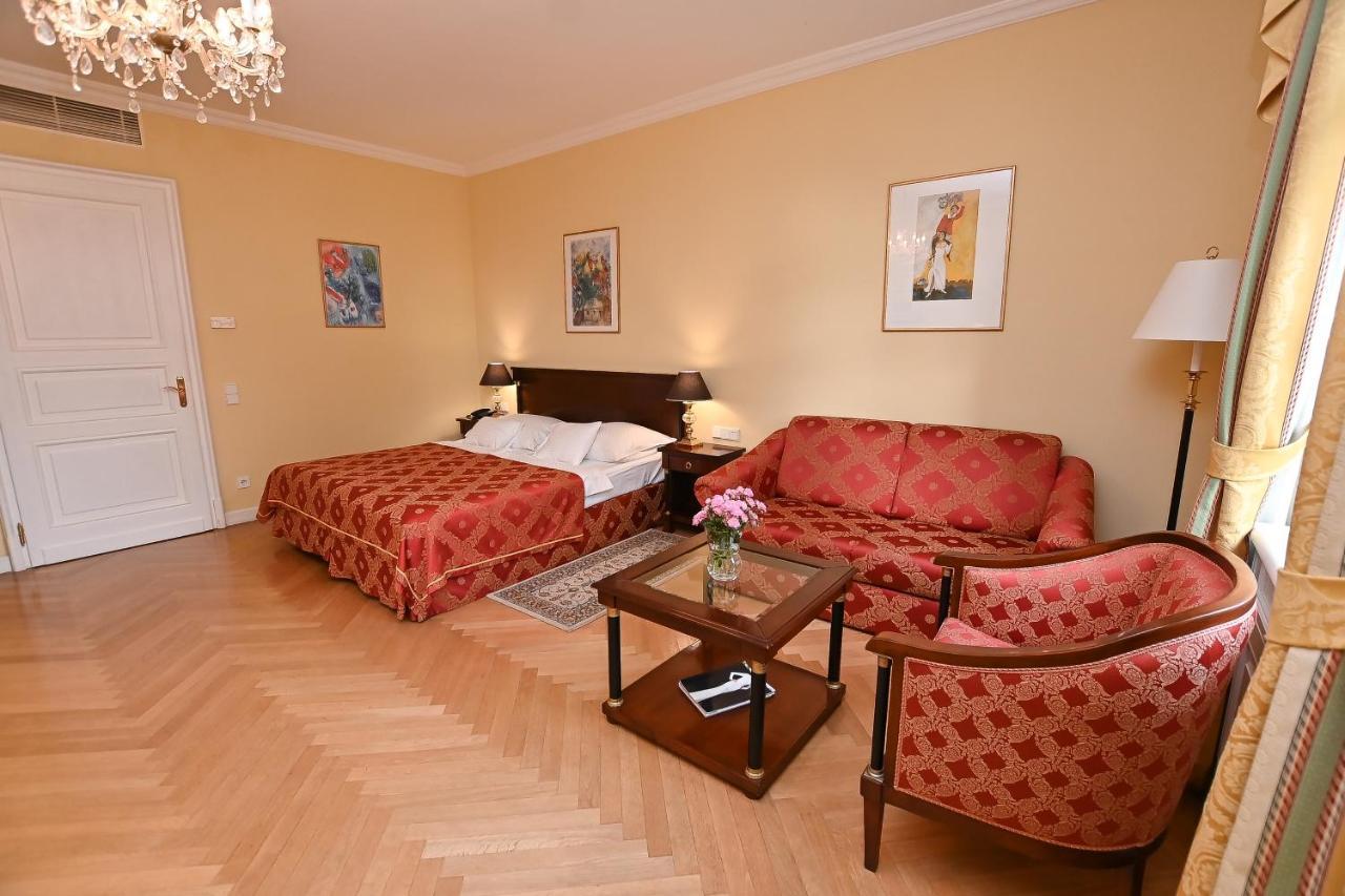 Castle Hotel Grof Degenfeld Superior Tarcal Ngoại thất bức ảnh