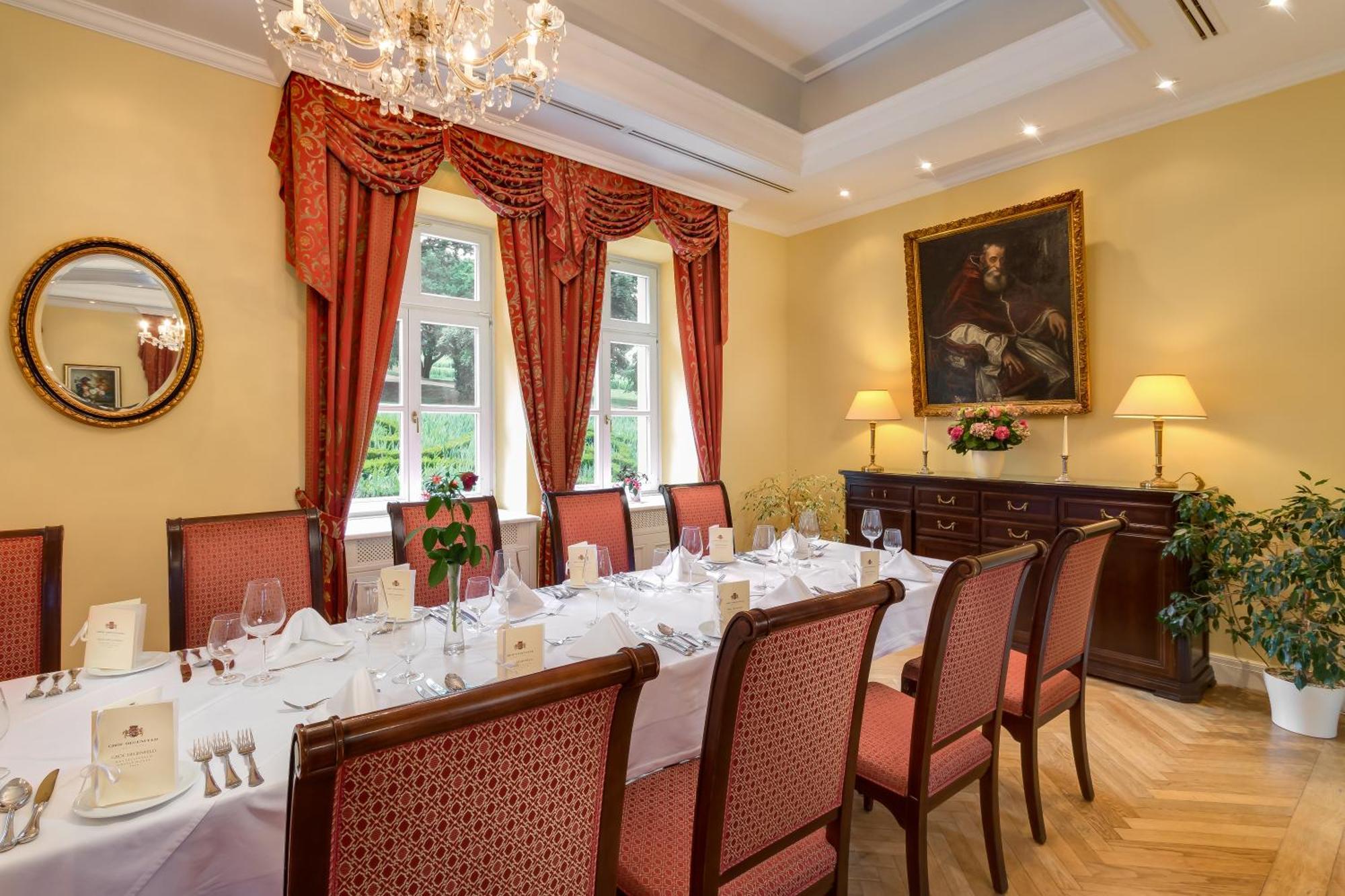 Castle Hotel Grof Degenfeld Superior Tarcal Ngoại thất bức ảnh